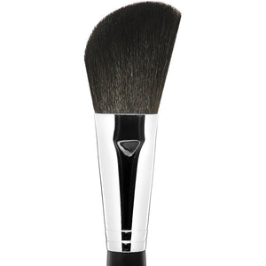 #11 CONTOUR BRUSH